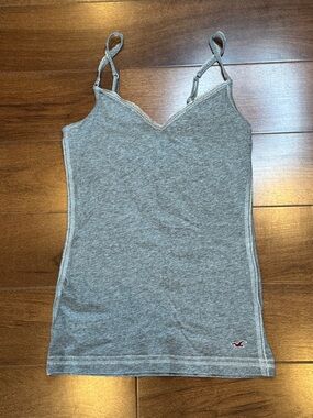HOLLISTER Heather Gray Lace-Trim Adjustable Strap Camisole